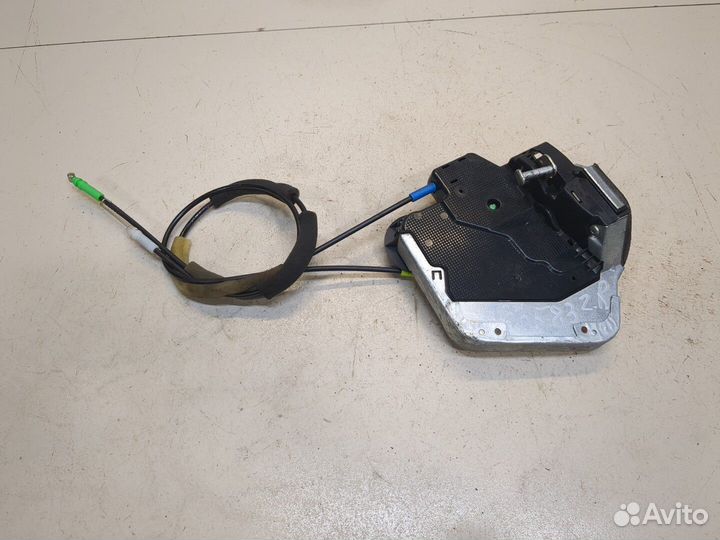Замок двери Toyota Avensis 2, 2008