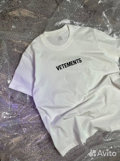 Футболка Vetements