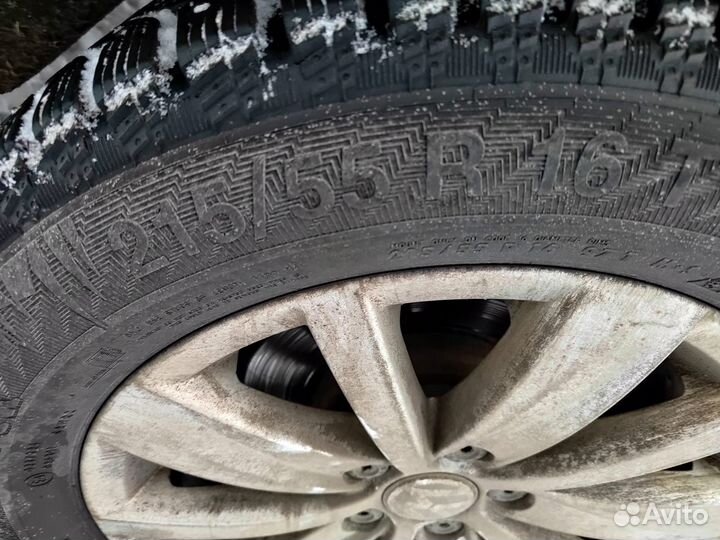 Gislaved Nord Frost 200 215/55 R16