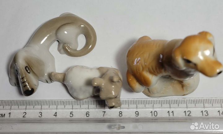 Фарфоровые статуэтки. Собаки
