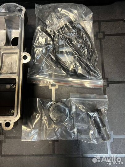 Клапанная крышка Форд Мондео 2.3