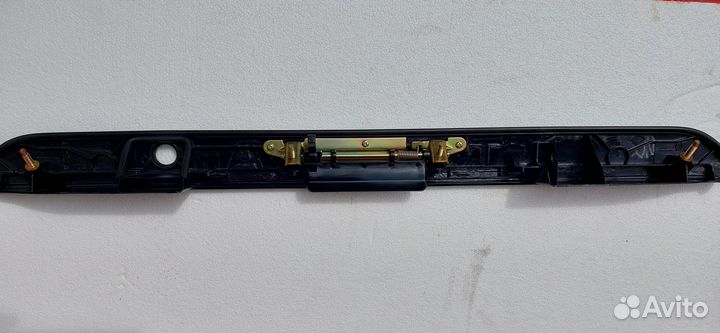 Накладка пластиковая с ручкой открывания двери