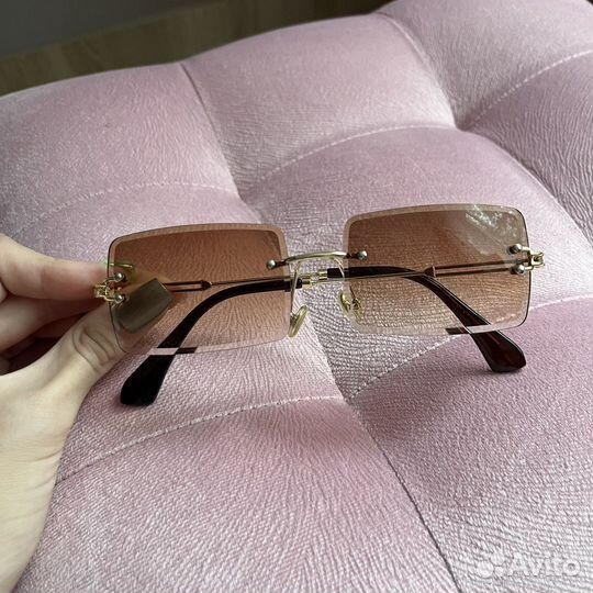 Очки солнцезащитные