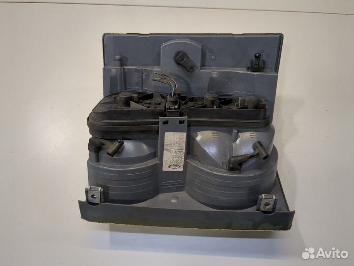 Фонарь (задний) Land Rover Range Rover 3 (LM), 2003