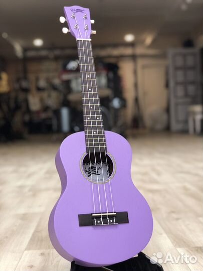 Укулеле тенор Индонезия