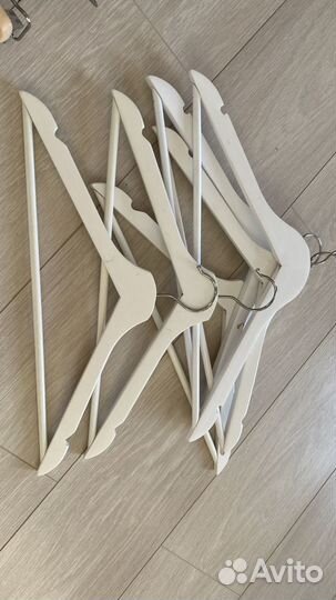 Плечики вешалка