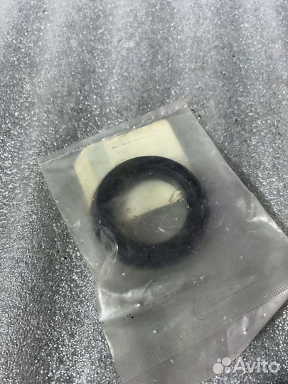 Сальник привода LH Opel Movano/Vivaro