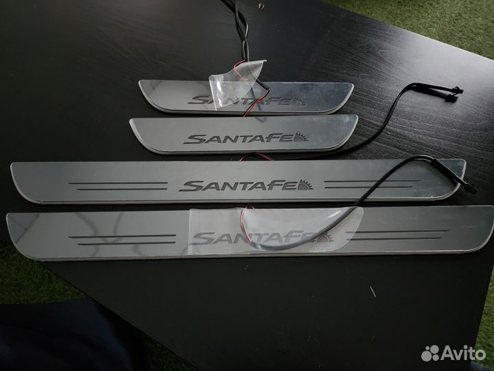 Hyundai Santa Fe накладки на дверные пороги