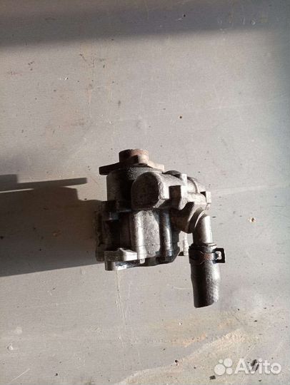 Насос гур renault Master. 2.2 дизель