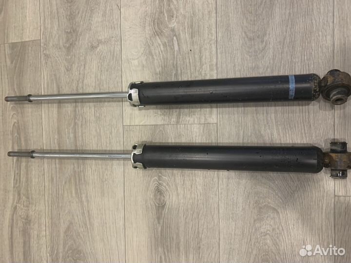 Стойки задние для Toyota Corolla E150