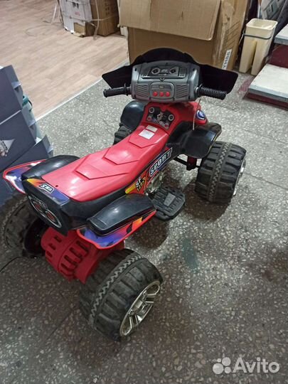 Детский квадроцикл на аккумуляторе 12v
