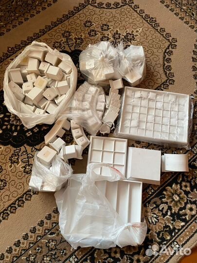 Подставки для ювелирных изделий