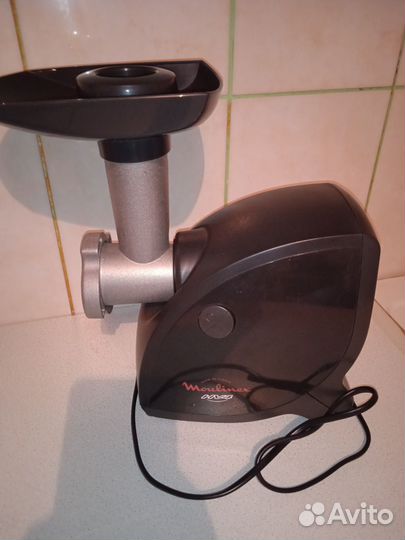 Мясорубка электрическая moulinex