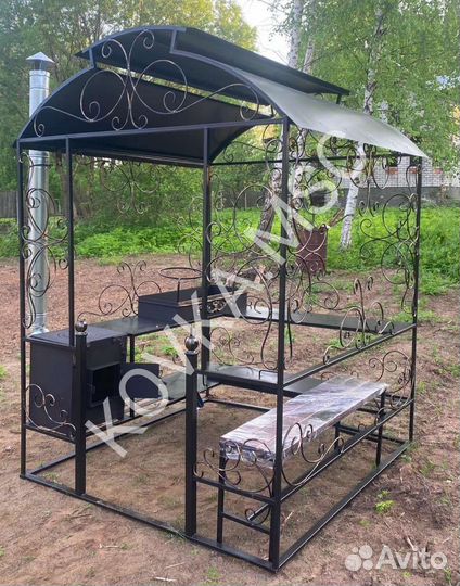 Беседка с мангалом