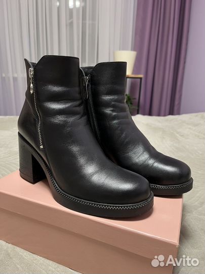 Ботинки демисезонные 40 размер