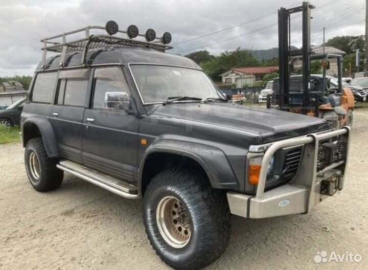 Продам аллюминевый бампер nissan safari 60