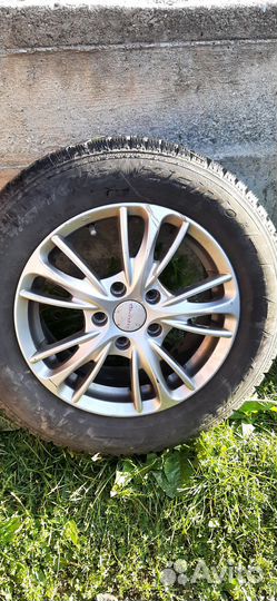 Pirelli Ice Zero 195/65 R15 95T