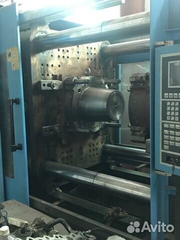 Термопластавтомат 320 тонн