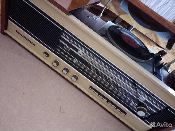 Радиола Контата 204