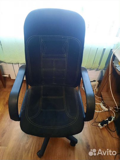 Компьютерное кресло