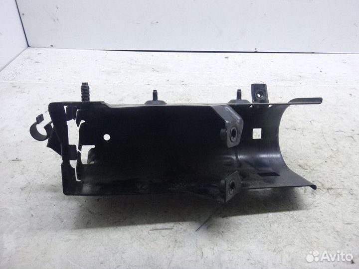 Кронштейн Volkswagen transporter T6 2015