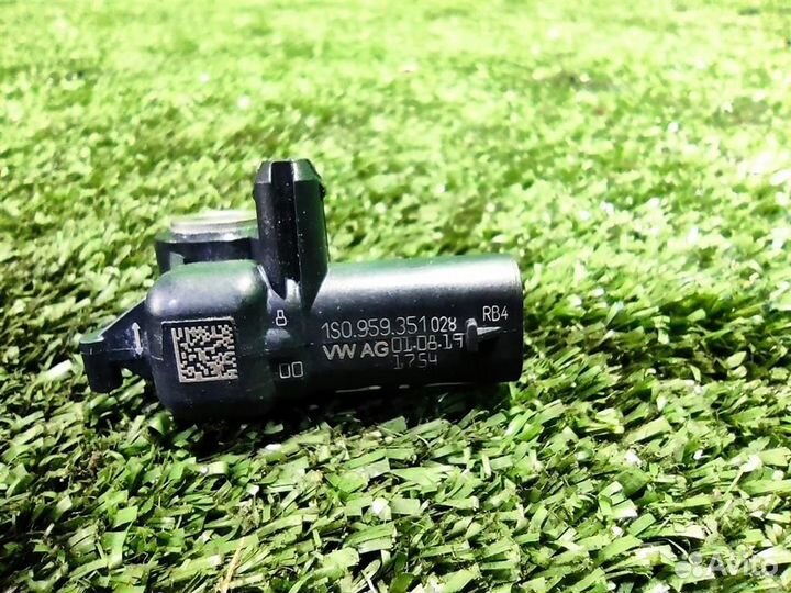 Датчик удара боковой volkswagen Caddy 4 2019