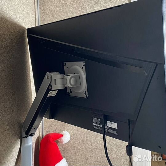 Монитор MSI G273 165GHz full HD разбит