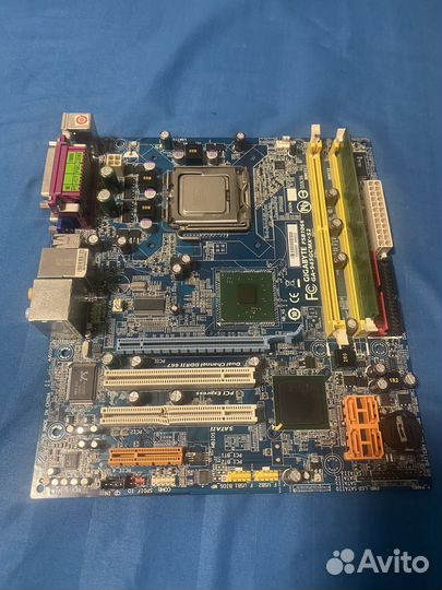 Материнская плата с процессором 775