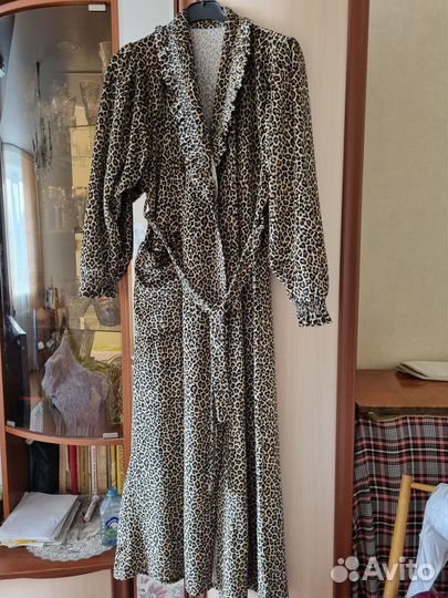 Халат велюровый женский