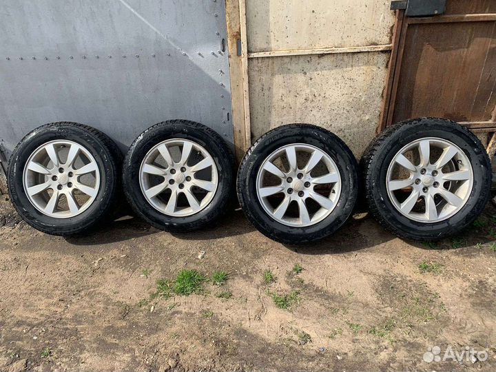R16 Hankook Winter I'Pike RS2 W429 215/60, PCD 5x100 DIA 56.1