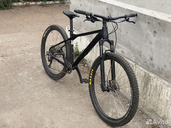 Gt avalanche expert 27.5