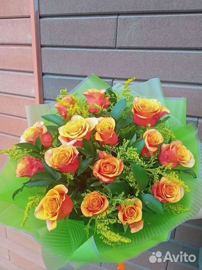 Розы букеты 25, 51,101 роза подарки