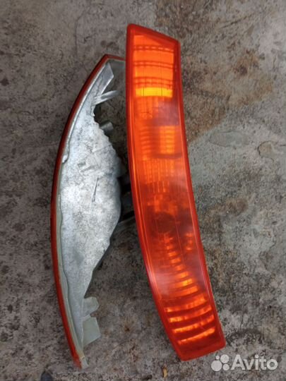 Поворотник левый трафик. Виваро