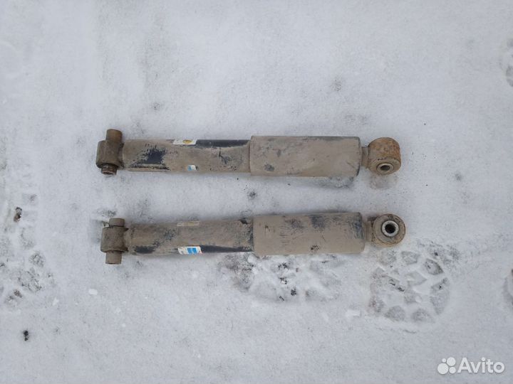 Амортизаторы задние Peugeot 206 Пежо 206