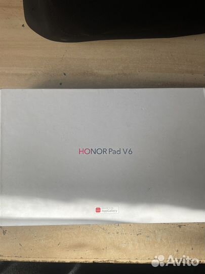 Honor PAD V6