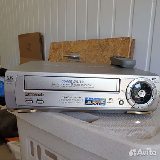 Видеомагнитофон panasonic