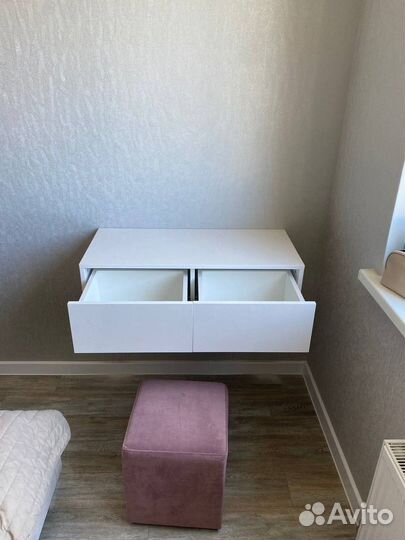 Тумба с ящиками