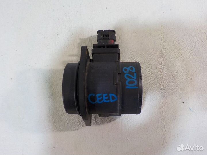 Расходомер воздуха массметр Kia Ceed
