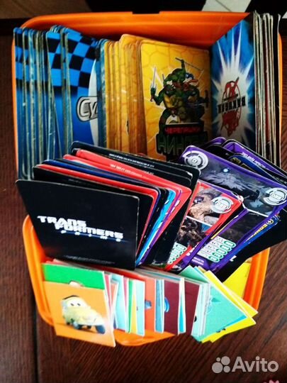 Карточки игровые Бакуган,Ниндзя, супер гонки