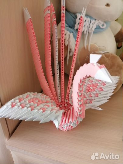 Лебедь оригами