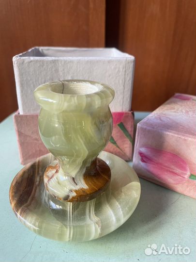 Подсвечник из оникса новый