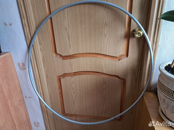 Обруч гимнастический