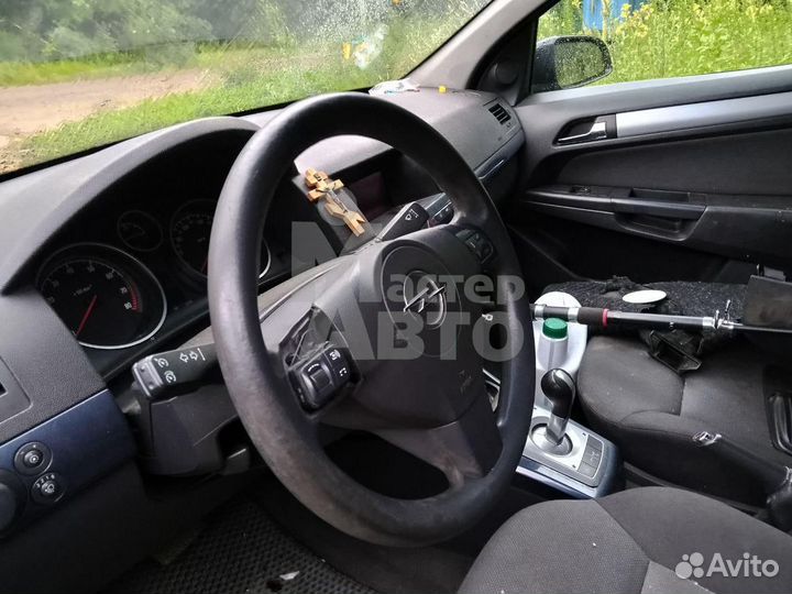 Запчасти разборка Опель Астра H