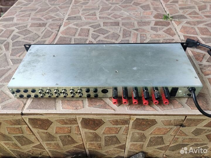 Коммутатор Furman SRM 80