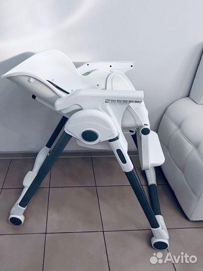 Стульчик для кормления happy baby