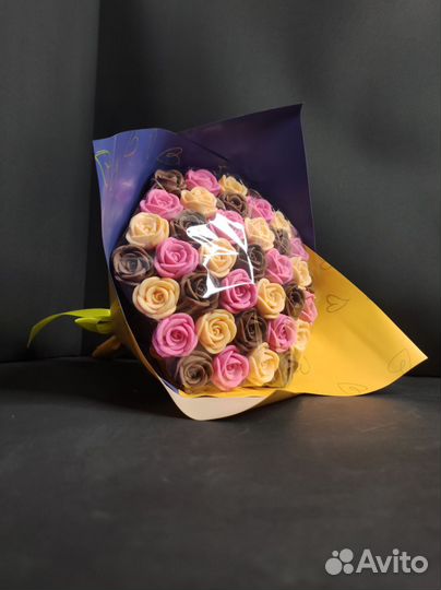 Розы из Настоящего Шоколада - 37 шт в Букете
