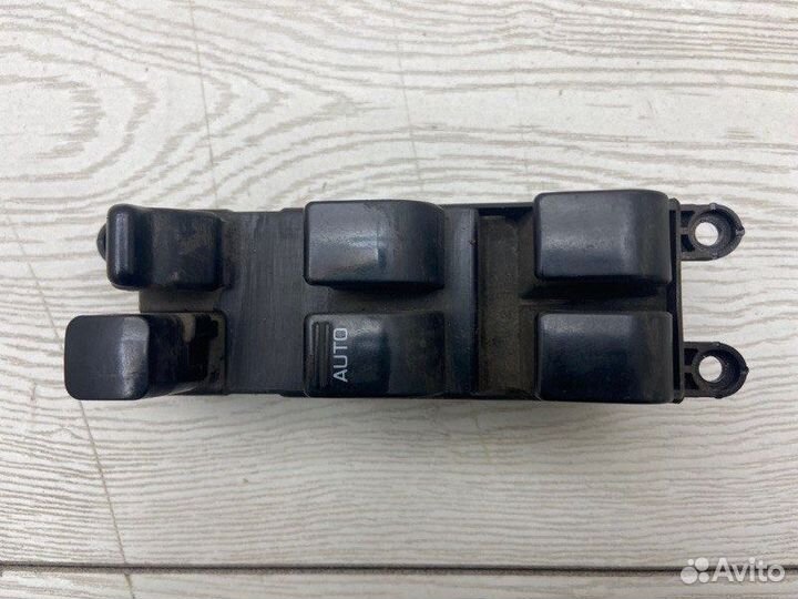 Блок управления стеклоподъемниками Nissan