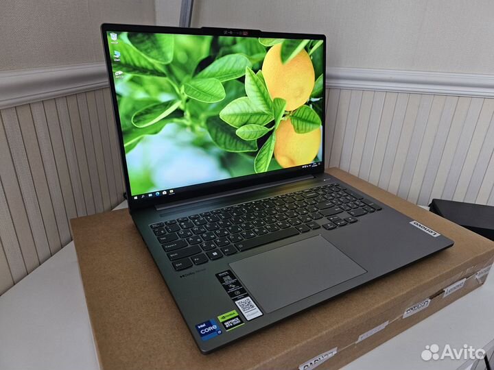 Lenovo IdeaPad Pro 5 16IRH8 intel i7-13700/RTX4050