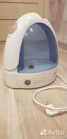 Delonghi UH800E паровой увлажнитель воздуха