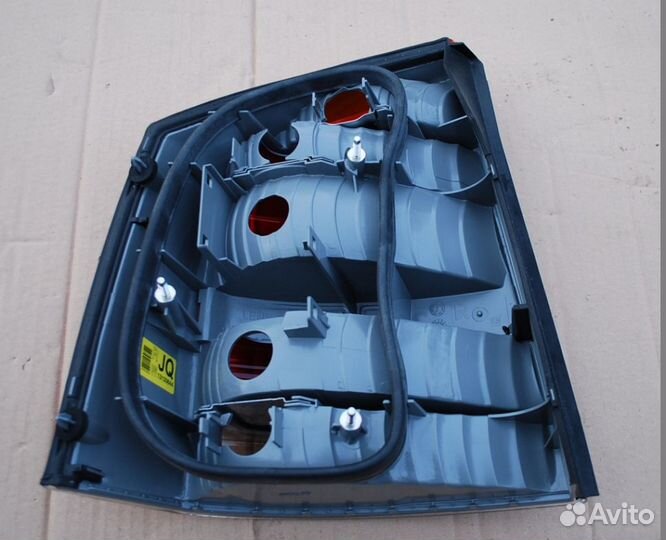 Фонарь задний правый Opel Vectra C